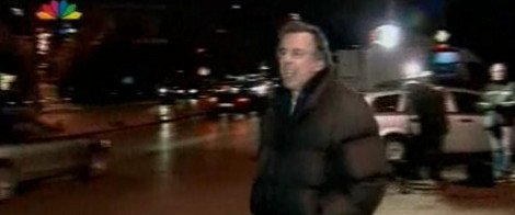 Καρέ-καρέ η αποχώρηση Λιάπη από την Ευελπίδων -Ηρεμος και χαμογελαστός άπλωσε το χέρι του και σταμάτησε το πρώτο ταξί [εικόνες] | iefimerida.gr 4