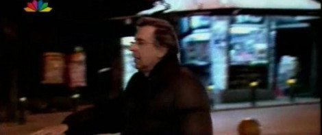 Καρέ-καρέ η αποχώρηση Λιάπη από την Ευελπίδων -Ηρεμος και χαμογελαστός άπλωσε το χέρι του και σταμάτησε το πρώτο ταξί [εικόνες] | iefimerida.gr 5