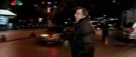 Καρέ-καρέ η αποχώρηση Λιάπη από την Ευελπίδων -Ηρεμος και χαμογελαστός άπλωσε το χέρι του και σταμάτησε το πρώτο ταξί [εικόνες] | iefimerida.gr 6