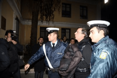 Λιάπης: Εσφαλα και πρέπει να πληρώσω - Η απίστευτη δικαιολογία που προέβαλε [εικόνες] | iefimerida.gr 8