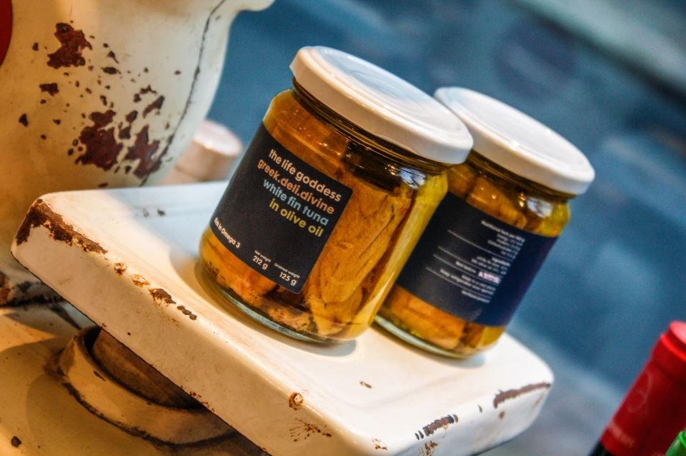 To ελληνικό παντοπωλείο στο Λονδίνο που ξελόγιασε τους Βρετανούς [εικόνες] | iefimerida.gr 1