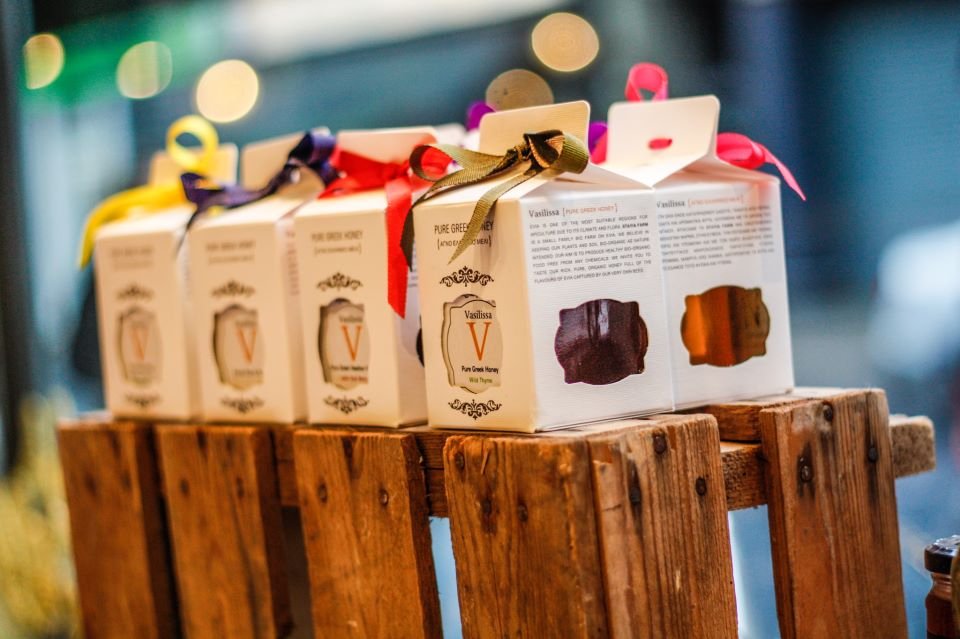 To ελληνικό παντοπωλείο στο Λονδίνο που ξελόγιασε τους Βρετανούς [εικόνες] | iefimerida.gr 2