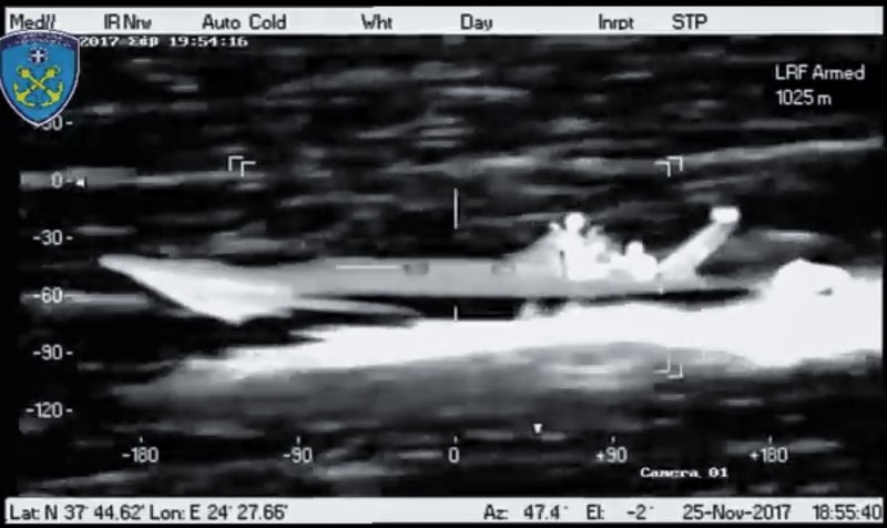 Λιμενικό: Η κινηματογραφική καταδίωξη από Ιόνιο μέχρι Τζιά για ναρκωτικά [εικόνες] | iefimerida.gr 4