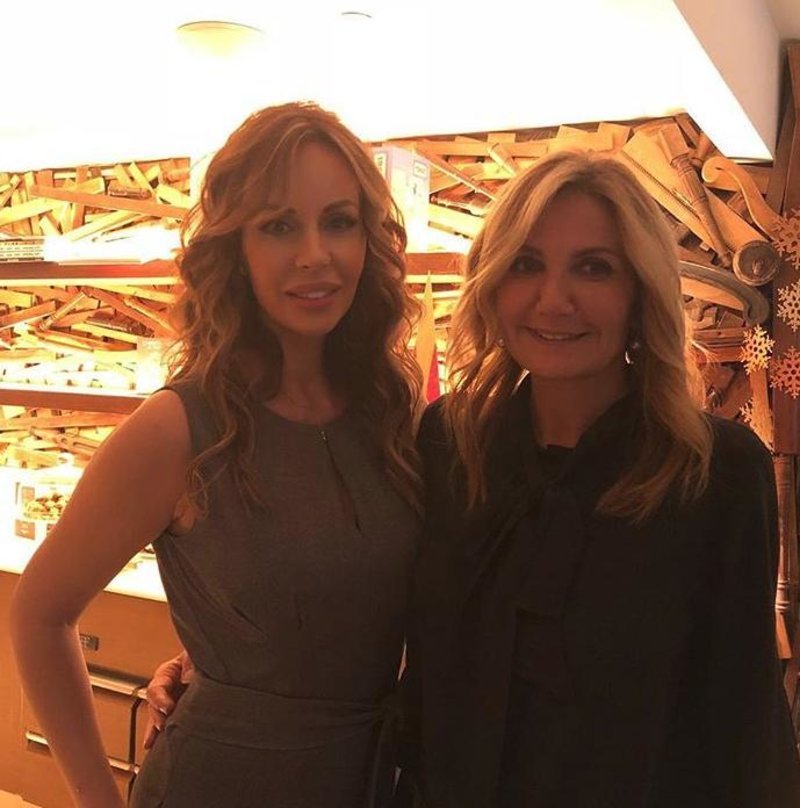 Το χριστουγεννιάτικο γεύμα της Μαρέβας Μητσοτάκη με τις κυρίες της ΝΔ [εικόνες] | iefimerida.gr 2