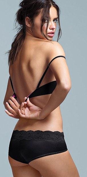 H Αντριάνα Λίμα έβαλε τα εσώρουχά της και μεταμορφώθηκε ξανά σε εκθαμβωτικό άγγελο της Victoria Secret [εικόνες] | iefimerida.gr 3