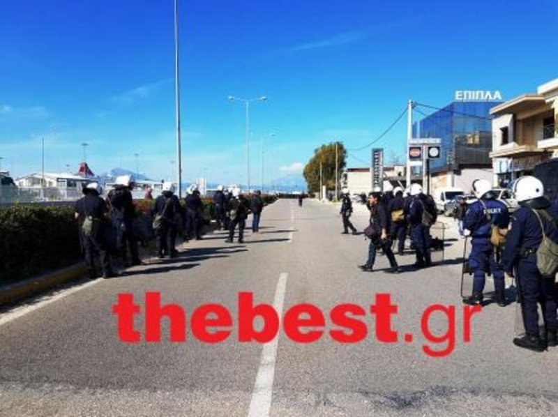 Πάτρα: Κινητοποίηση κατοίκων για το μεταναστευτικό [εικόνες & βίντεο] | iefimerida.gr 0