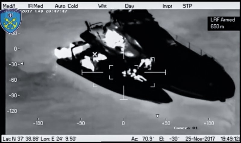 Λιμενικό: Η κινηματογραφική καταδίωξη από Ιόνιο μέχρι Τζιά για ναρκωτικά [εικόνες] | iefimerida.gr 2