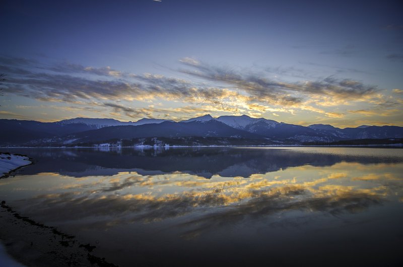 Μαγεία το χιονισμένο τοπίο στη λίμνη Πλαστήρα [εικόνες] | iefimerida.gr 3