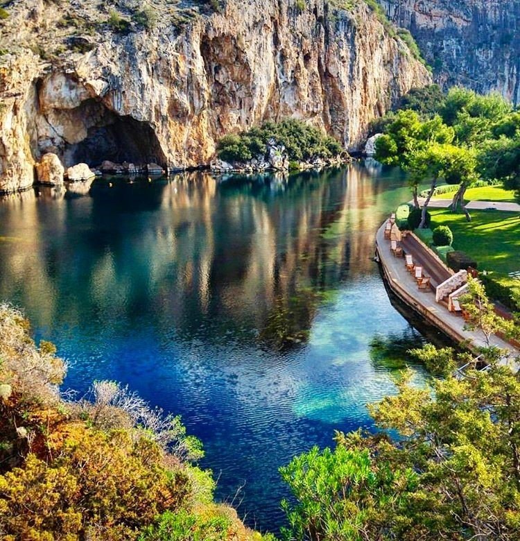 Βραδιές κλασικής μουσικής στη Λίμνη της Βουλιαγμένης -Εμπνευσμένες από το τοπίο [εικόνες & βίντεο]  | iefimerida.gr 3