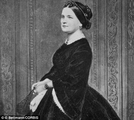 Από την Μάρθα στην Μισέλ: οι 41 γυναίκες πίσω από τον πλανητάρχη [εικόνες] | iefimerida.gr 14