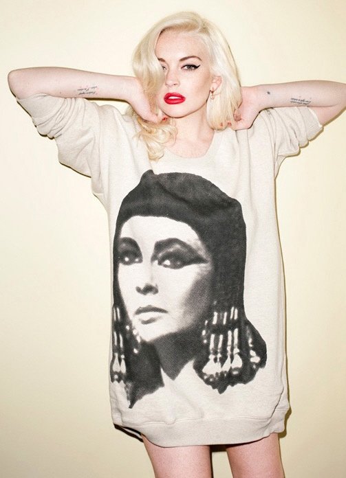 Backstage: Η μεταμόρφωση της Λίντσεϊ Λόχαν σε Ελίζαμπεθ Τέιλορ! [εικόνες] | iefimerida.gr 11