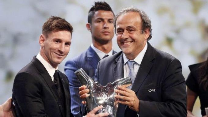 Κορυφαίος ποδοσφαιριστής στο Champions League o Λιονέλ Μέσι – Τον χειροκρότησε και ο Κριστιάνο [εικόνες & βίντεο] | iefimerida.gr 2