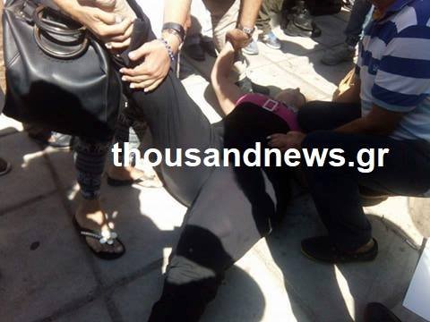 Ενταση μεταξύ νοσοκομειακών και ΜΑΤ στο υπ. Μακεδονίας -Λιποθύμησε μία γυναίκα [εικόνες & βίντεο] | iefimerida.gr 0