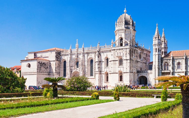 Η Λισαβόνα έγινε αγαπημένος προορισμός των Ευρωπαίων για το Σ/Κ [εικόνες] | iefimerida.gr 2