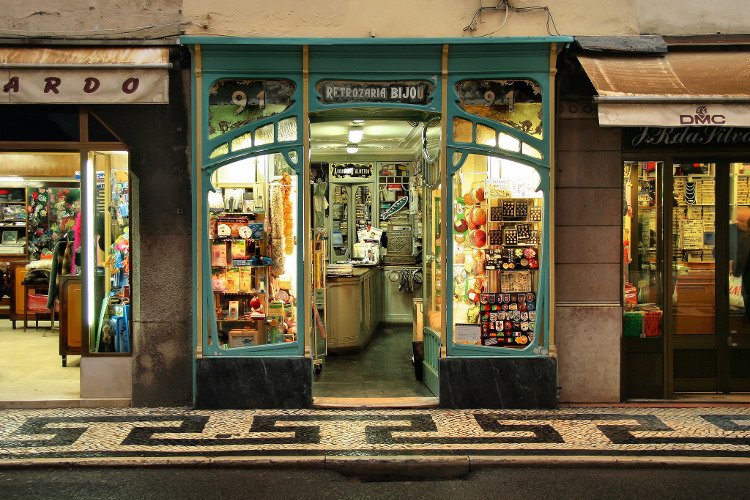 Η Λισαβόνα έγινε αγαπημένος προορισμός των Ευρωπαίων για το Σ/Κ [εικόνες] | iefimerida.gr 12