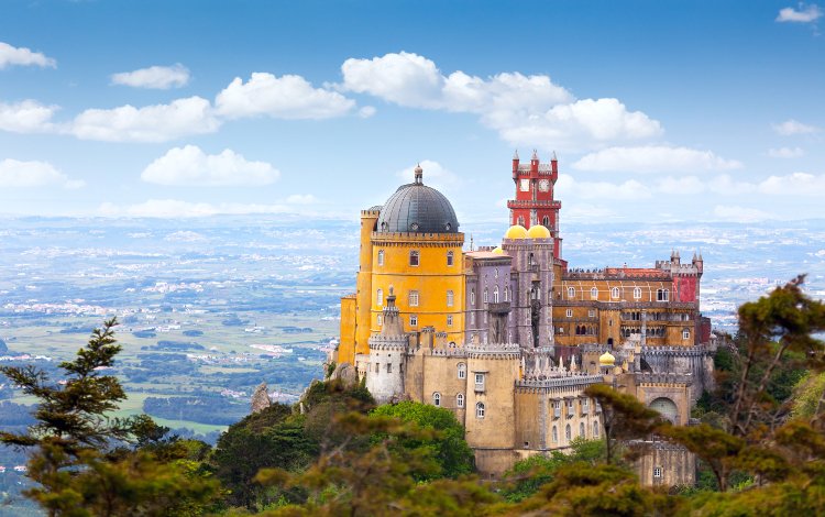 Η Λισαβόνα έγινε αγαπημένος προορισμός των Ευρωπαίων για το Σ/Κ [εικόνες] | iefimerida.gr 9