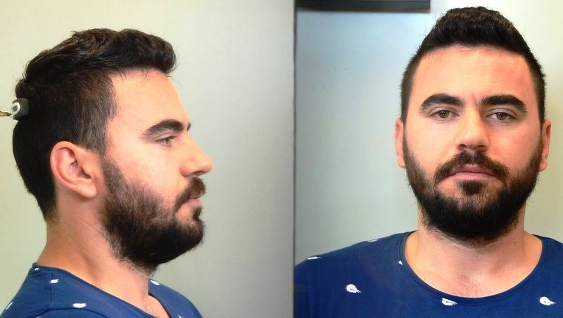 O (επ) GENAJ (ον) VLADIMIR του SKENDER και της LILJAN , γεννηθείς στις 30-3-1987 στην Αλβανία