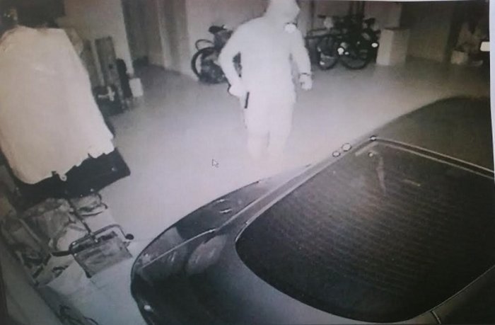Συνελήφθη ο τσιλιαδόρος με το καλάσνικοφ -Της σπείρας που έγδυνε τα σπίτια Βέρτη, Κακέτση, Καμπουρέλη | iefimerida.gr 0