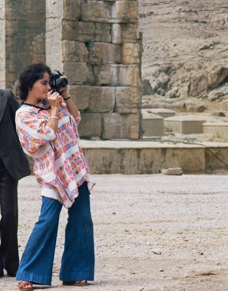 Ομορφιά και δέος που κόβουν την ανάσα: Η Ελίζαμπεθ Τέιλορ, συγκλονιστική, όταν επισκέφθηκε το Ιράν [εικόνες] | iefimerida.gr 7