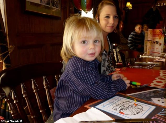 Απίστευτο: Πεντάχρονος αποβλήθηκε από το νηπιαγωγείο στο Έσεξ [εικόνες] | iefimerida.gr 1