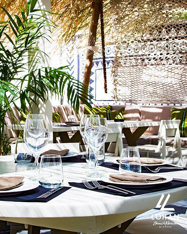 Η Λίντσεϊ Λόχαν έχει κάνει δεύτερο σπίτι της τη Μύκονο -Και τη διαφημίζει με τον καλύτερο τρόπο [βίντεο]  | iefimerida.gr 1