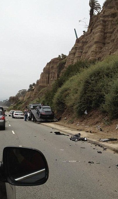 Τράκαρε με νταλίκα η Λίντσεϊ Λόχαν [εικόνες] | iefimerida.gr 2