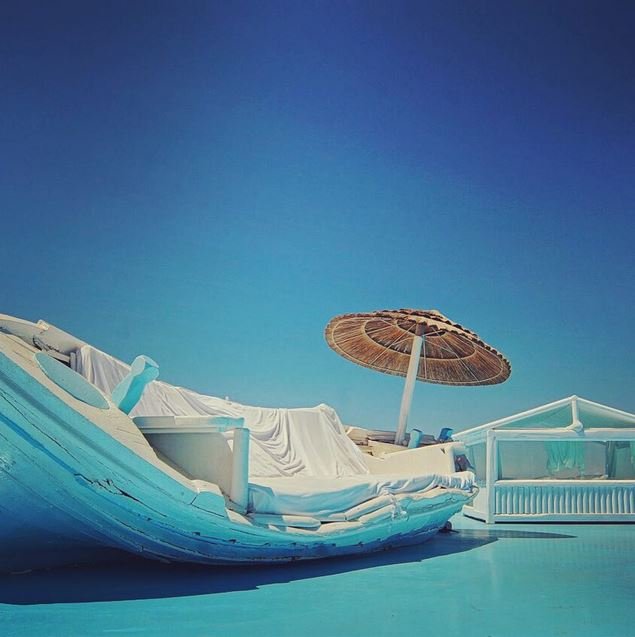 Δείτε την απίστευτη εμφάνιση της Λίντσεϋ Λόχαν στη Μύκονο [εικόνες] | iefimerida.gr 1