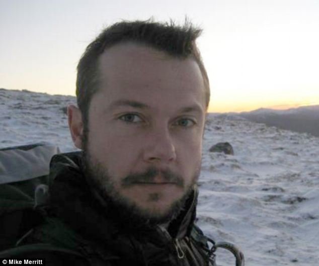 Αυτός είναι ο πιο μοναχικός άνθρωπος του κόσμου -Ζει σε έναν βράχο στο τέρμα του πουθενά [εικόνες] | iefimerida.gr 0