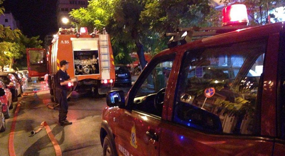 Υπό πλήρη έλεγχο φωτιά σε διαμέρισμα στο κέντρο της Θεσσαλονίκης | iefimerida.gr 0