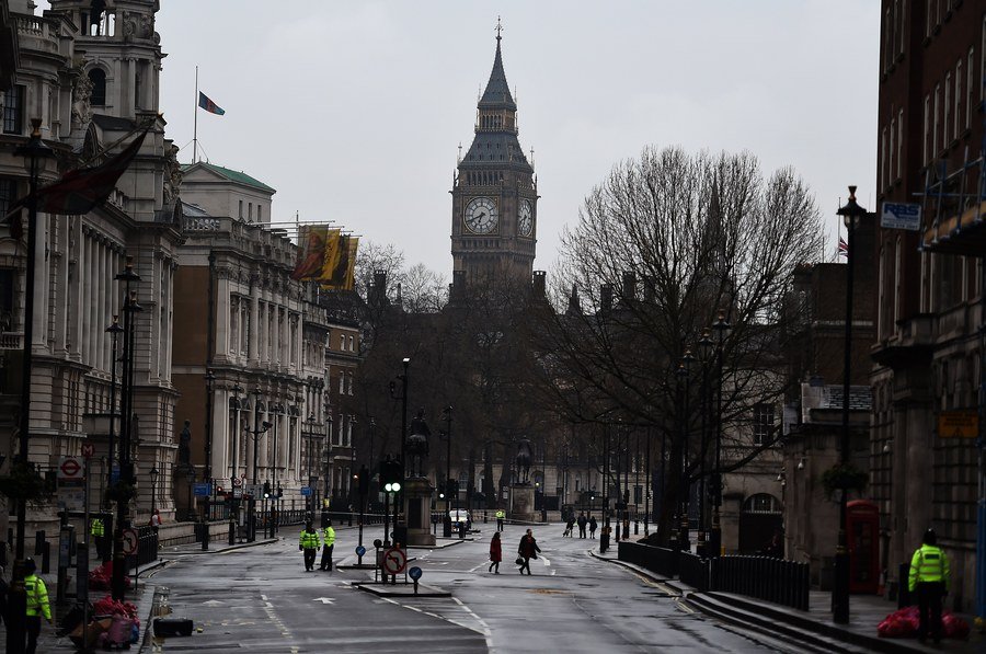 Λονδίνο, μετά το μακελειό: Χιλιάδες αστυνομικοί στους δρόμους, αποκλεισμένα τα σημεία της επίθεσης [εικόνες] | iefimerida.gr 0
