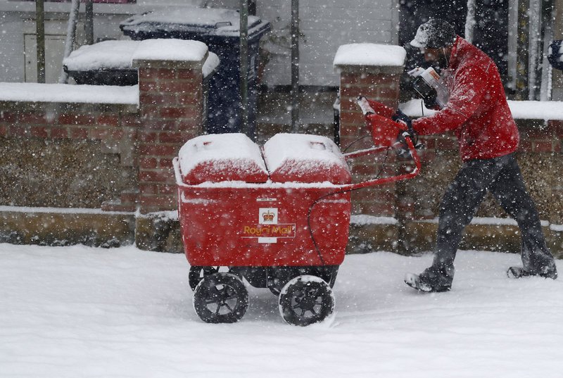 Στο έλεος του χιονιά η Ευρώπη -Δεκάδες θάνατοι και τεράστια προβλήματα [εικόνες] | iefimerida.gr 2