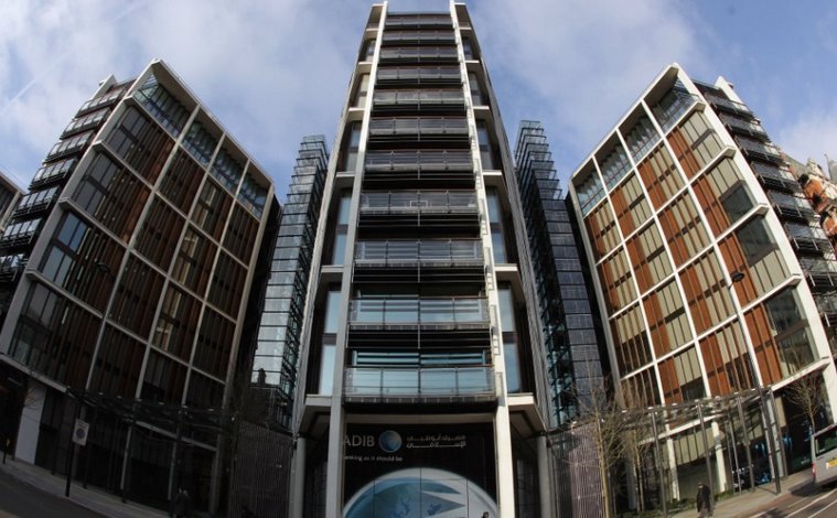 Οι Ρώσοι μεγιστάνες «τελείωσαν», τώρα οι Αφρικανοί κατακτούν το Λονδίνο -Αγοράζουν τα πάντα [εικόνες] | iefimerida.gr 3