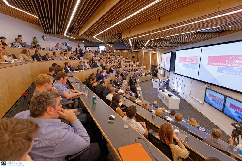 Τσίπρας στο London Business School: Η Ελλάδα είναι έτοιμη να σταθεί ξανά στα πόδια της | iefimerida.gr 2
