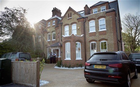 Φρίκη και μυστήριο στο Λονδίνο: Τρία παιδιά βρέθηκαν νεκρά σε έπαυλη -Κρατείται και ανακρίνεται μια γυναίκα [εικόνες] | iefimerida.gr 0