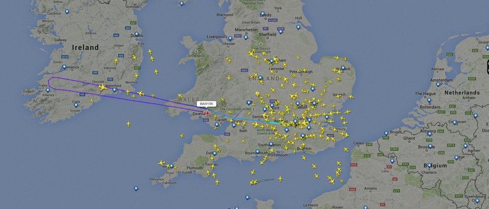 Συναγερμός: Πτήση της British προς Νέα Υόρκη δήλωσε έκτακτη ανάγκη και επιστρέφει στο Λονδίνο [εικόνες] | iefimerida.gr 0