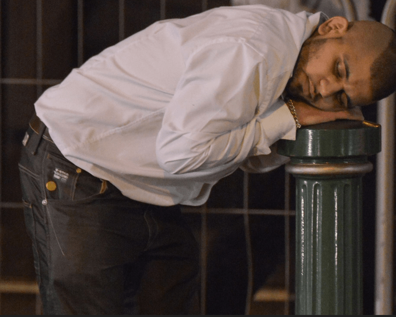 Σοκαριστικές εικόνες κραιπάλης και υπαίθριου σεξ στο Λονδίνο κατά την υποδοχή του νέου έτους [εικόνες] | iefimerida.gr 1