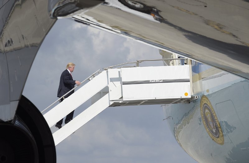 Ο Τραμπ πάσχει από κλειστοφοβία -Τα σημάδια και τα τηλέφωνα στους παλιούς του φίλους [εικόνες & βίντεο]  | iefimerida.gr 6