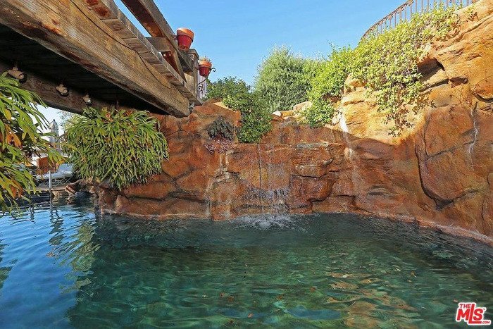 Η Εύα Λονγκόρια με μπικίνι σε γιοτ στο Αιγαίο [εικόνες & βίντεο] | iefimerida.gr 2