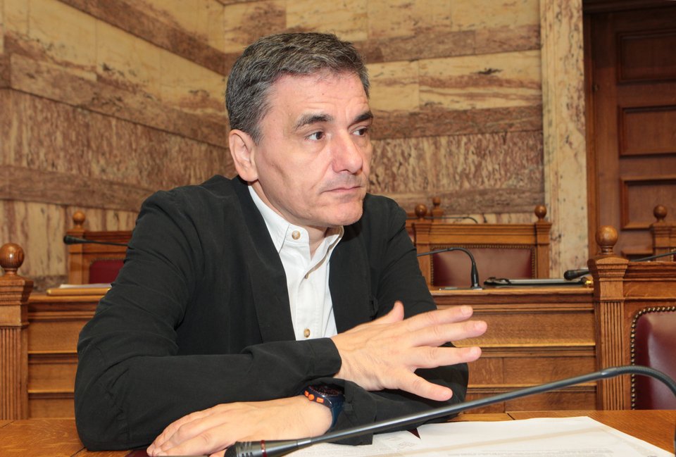 Με νέο λουκ ο Τσακαλώτος -Κουρεμένος και με καλό σακάκι [εικόνες] | iefimerida.gr 1