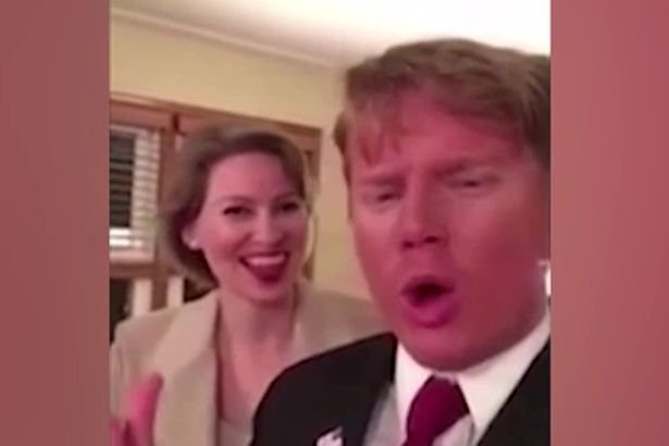 Αμερικανικό site ταινιών πορνό κάνει οντισιόν για σωσίες του Τραμπ -Ποιος είναι το φαβορί [εικόνες & βίντεο]  | iefimerida.gr 2