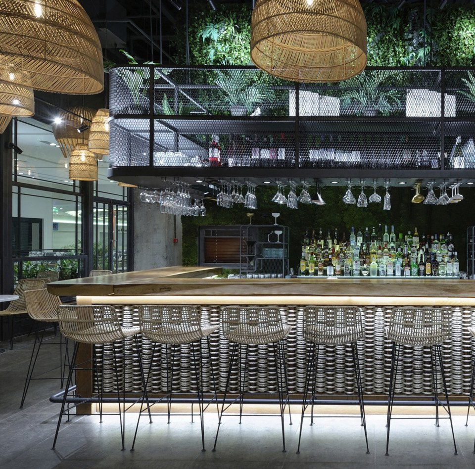 Looney Bean: Το θεσσαλονικιώτικο καφέ-μπαρ που θυμίζει ζούγκλα [εικόνες] | iefimerida.gr 1