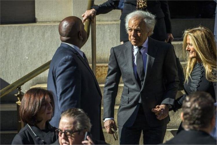 Ο κόσμος της μόδας είπε το τελευταίο «αντίο» στον Oscar de la Renta -Οι επώνυμοι που πήγαν στην κηδεία του [εικόνες] | iefimerida.gr 0