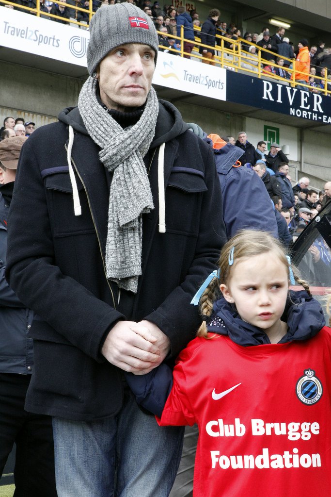 Συγκλόνισε όλο τον κόσμο: Ανέβαλε την ευθανασία του για μια ημέρα και βρέθηκε στο γήπεδο της αγαπημένης του ομάδας [εικόνες & βίντεο] | iefimerida.gr 2