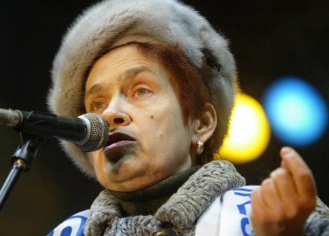 Αυτή είναι η κρυφή ερωμένη του Γιανουκόβιτς -Επί χρόνια κρατούσε κρυφό το δεσμό του με την όμορφη ξανθιά [εικόνες] | iefimerida.gr 18