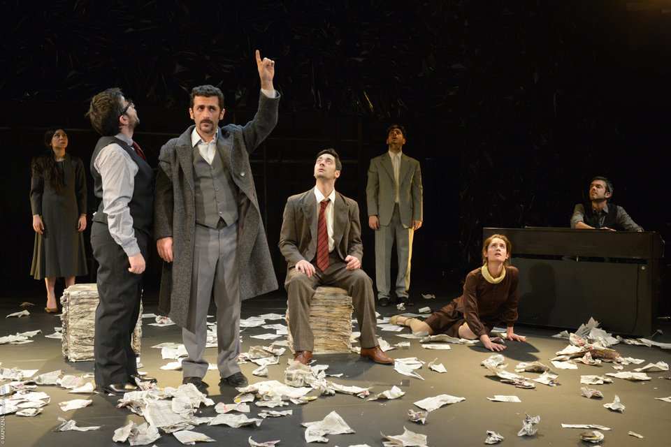 Το Ρολόι του Μενέλαου Λουντέμη, από το Εθνικό Θέατρο με ελεύθερη είσοδο - Στον πολυχώρο Καλουτά [εικόνες] | iefimerida.gr 0