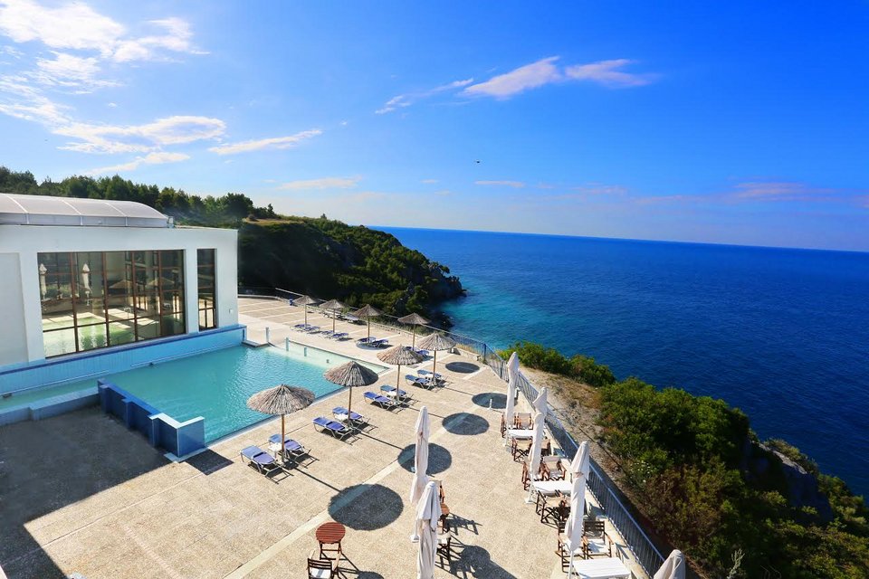 Χαλάρωση στα ευεργετικά φυσικά λουτρά της Χαλκιδικής -Πολυτελές σπα με 6 ευρώ [εικόνες]  | iefimerida.gr 1