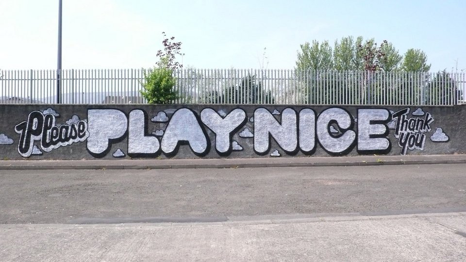 Μηνύματα αγάπης στους δρόμους της πόλης -Οταν το αστικό τοπίο γίνεται καμβάς εξομολογήσεων [εικόνες] | iefimerida.gr 5