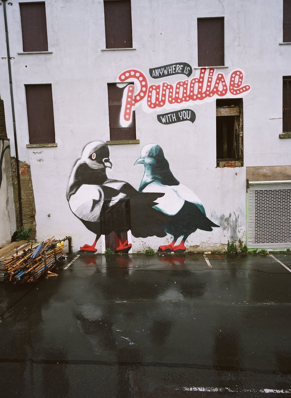 Μηνύματα αγάπης στους δρόμους της πόλης -Οταν το αστικό τοπίο γίνεται καμβάς εξομολογήσεων [εικόνες] | iefimerida.gr 9