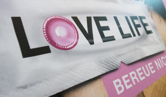 Το υπουργείο Υγείας της Ελβετίας «προειδοποιεί»: Κάντε σεξ και και μην το μετανιώνετε [εικόνες&βίντεο] | iefimerida.gr 2