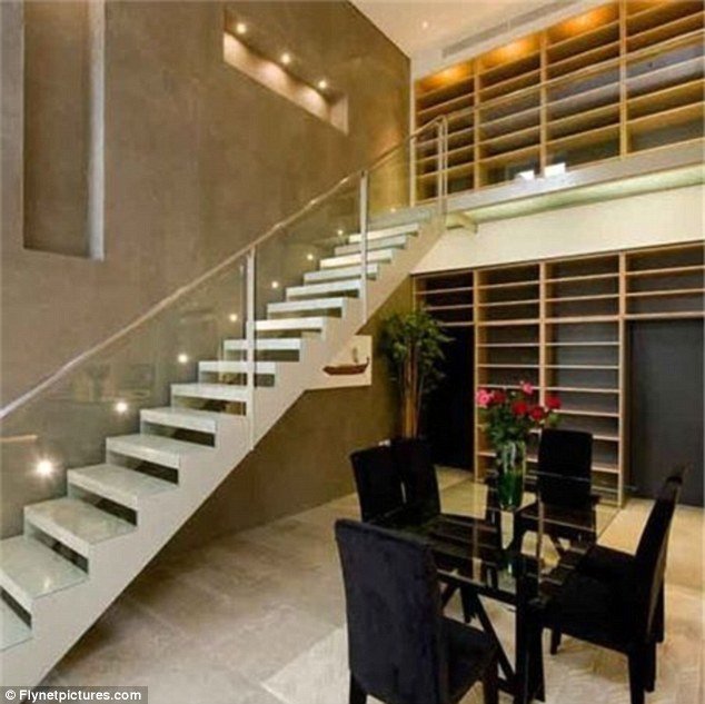 Ρόμπερτ Πάτινσον και Κρίστεν Στιούαρντ βρήκαν την ερωτική τους φωλιά [εικόνες] | iefimerida.gr 5